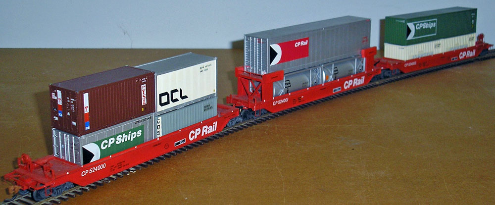 [CP Rail 3-platform Double-Stack Container Car]