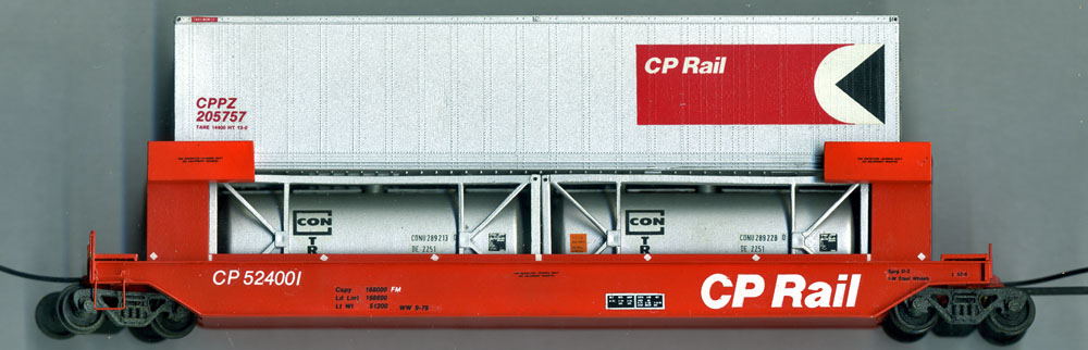 [CP Rail 3-platform Double-Stack Container Car]