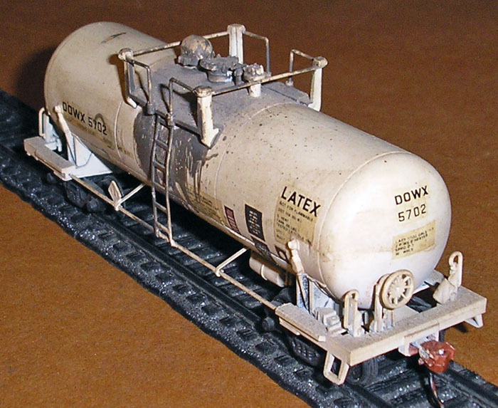 [Dow Chemical 36' Tank Car]