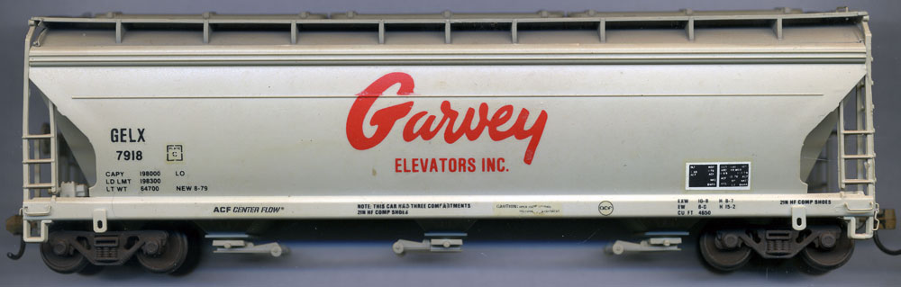 [Garvey Elevators ACF Centerflow 3-bay Covered Hopper