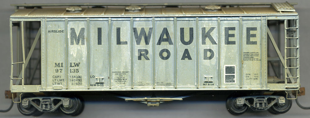 [Milwaukee Road 40' Airslide 1-Bay Covered Hopper]