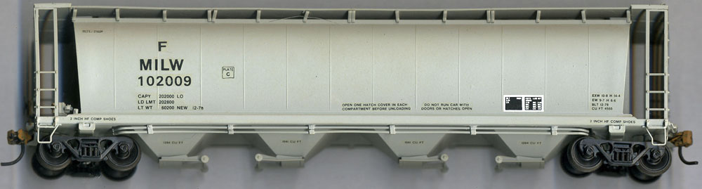 [Milwaukee Road Cylindrical 4-Bay Covered Hopper]