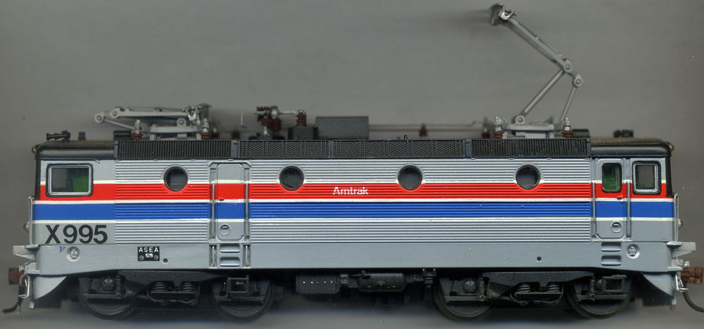 [Amtrak ASEA RC-4 Electric Locomotive #X-995]