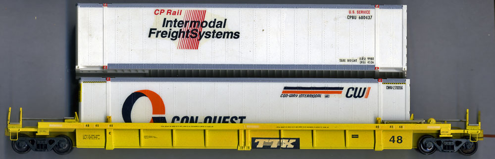 [Trailer Train 3-platform Stand- Alone Double-Stack Container Car]