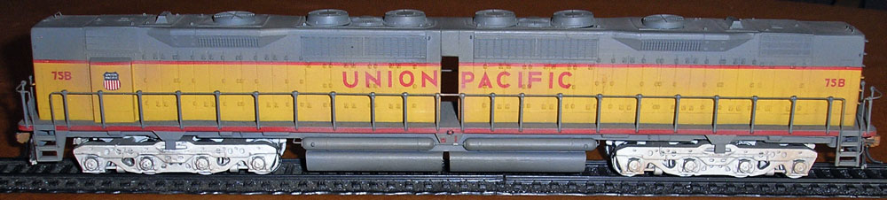 [Union Pacific EMD DD-35B Locomotive #758]